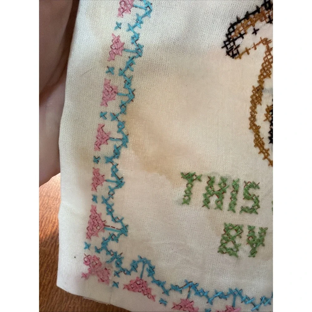 Vtg Cross Stitcg Embroidery 1950's Cat Design 10.5